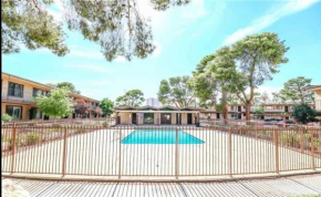 Vegas Condo near the Strip/Airport/University